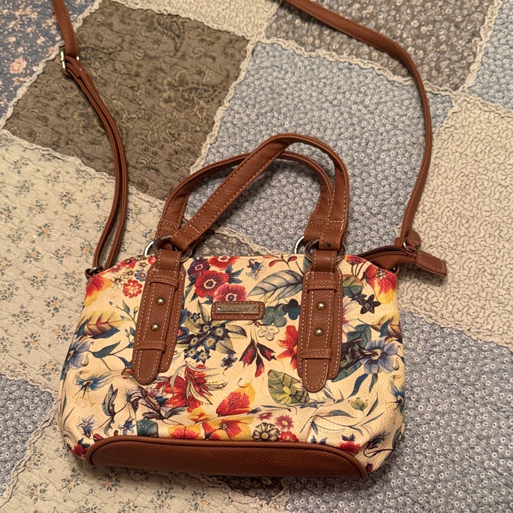 Elegant Floral Crossbody Bag with Brown Accents